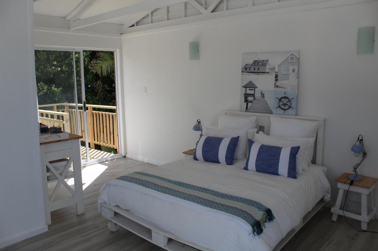 Blue'S Guest House - East London Bonza Bay Eksteriør bilde