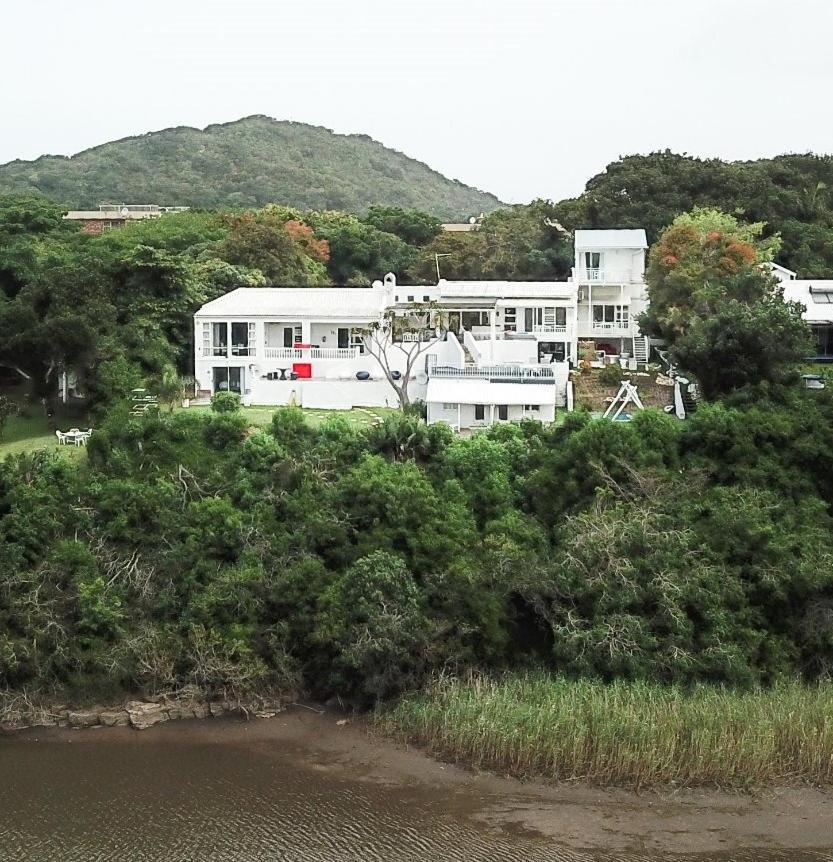Blue'S Guest House - East London Bonza Bay Eksteriør bilde