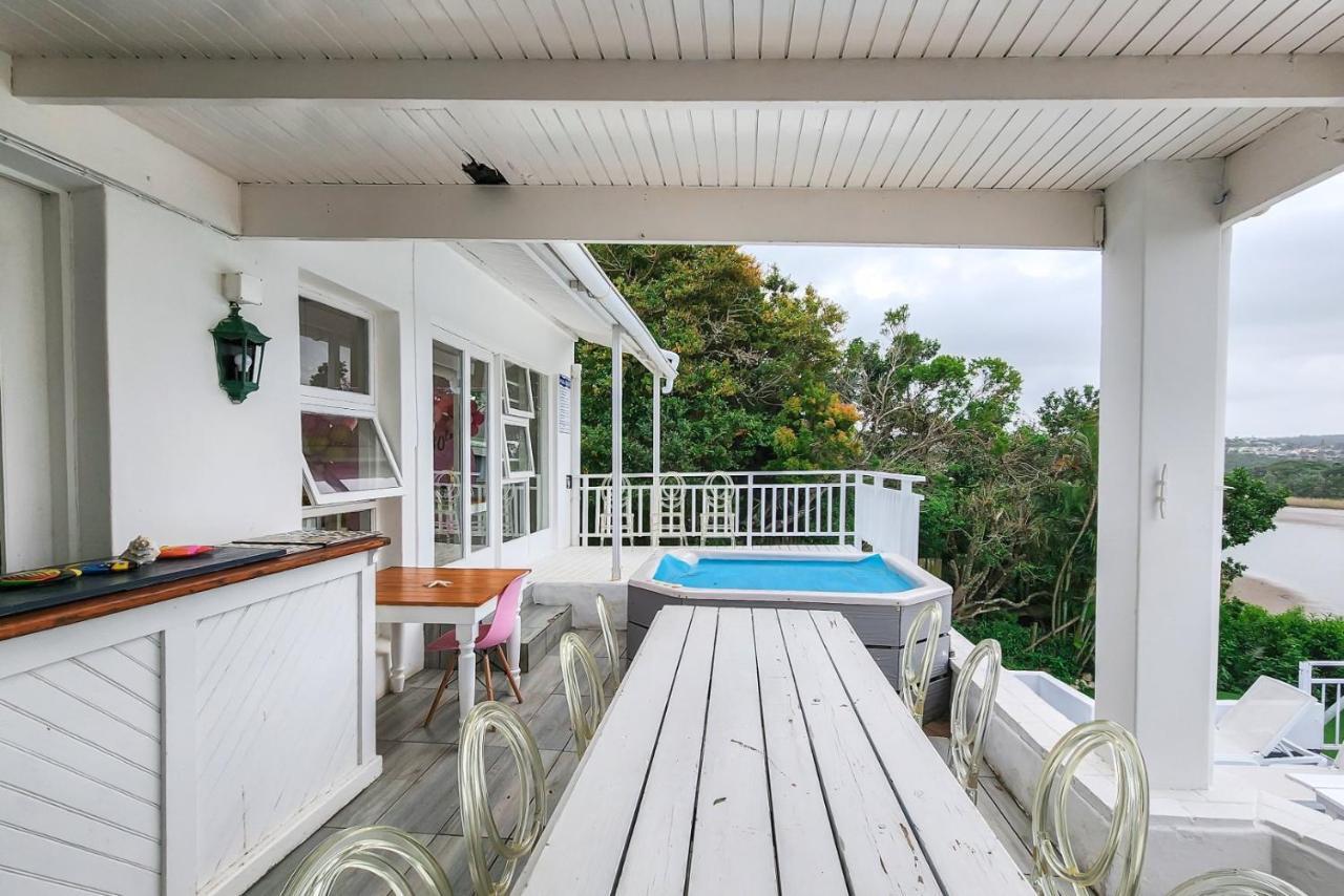Blue'S Guest House - East London Bonza Bay Eksteriør bilde