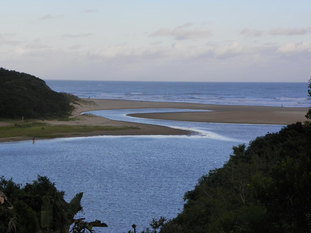 Blue'S Guest House - East London Bonza Bay Eksteriør bilde