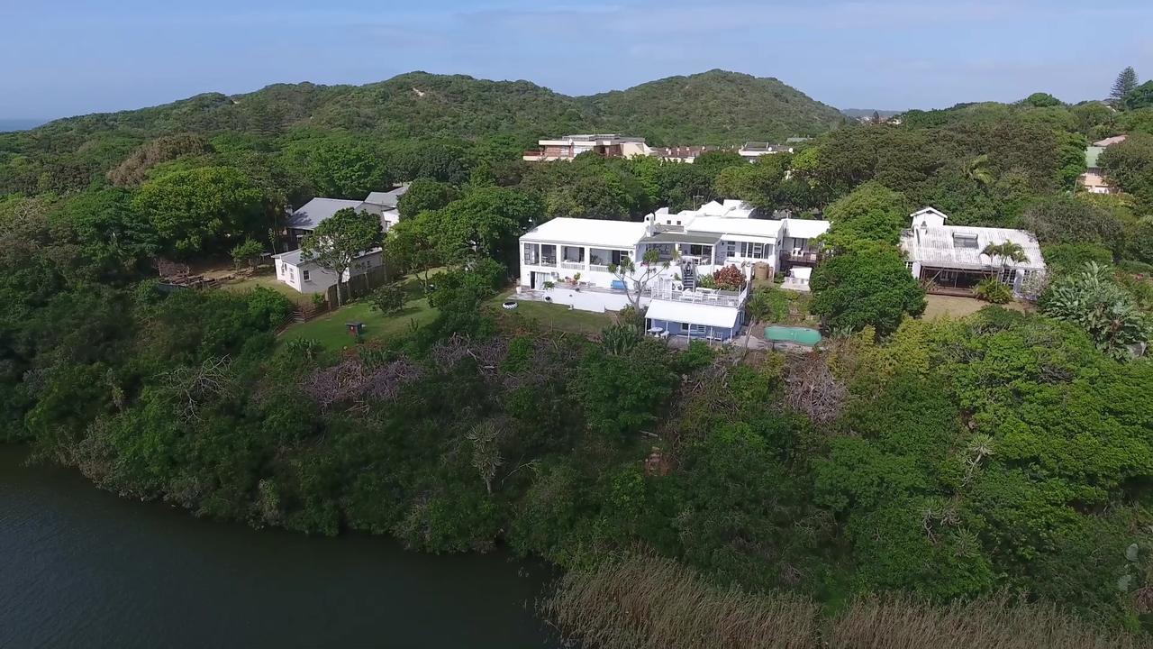 Blue'S Guest House - East London Bonza Bay Eksteriør bilde